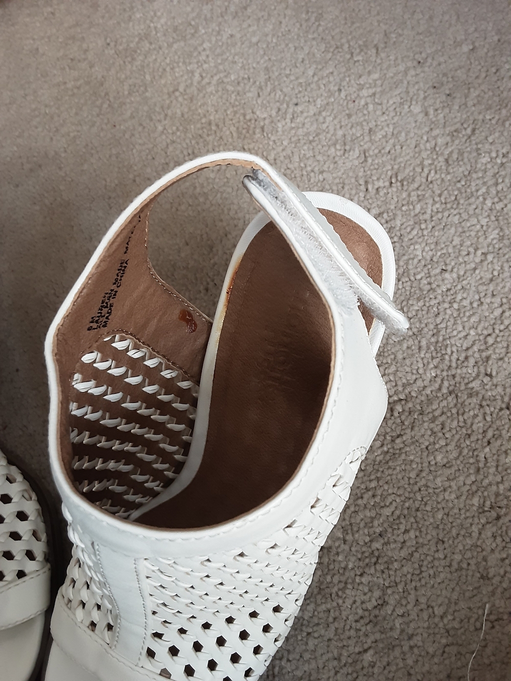Charlotte Russe White Heel Sandals - Picture 3 of 9